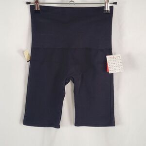 NWT Spanx Look at Me Now Biker Shorts - Small